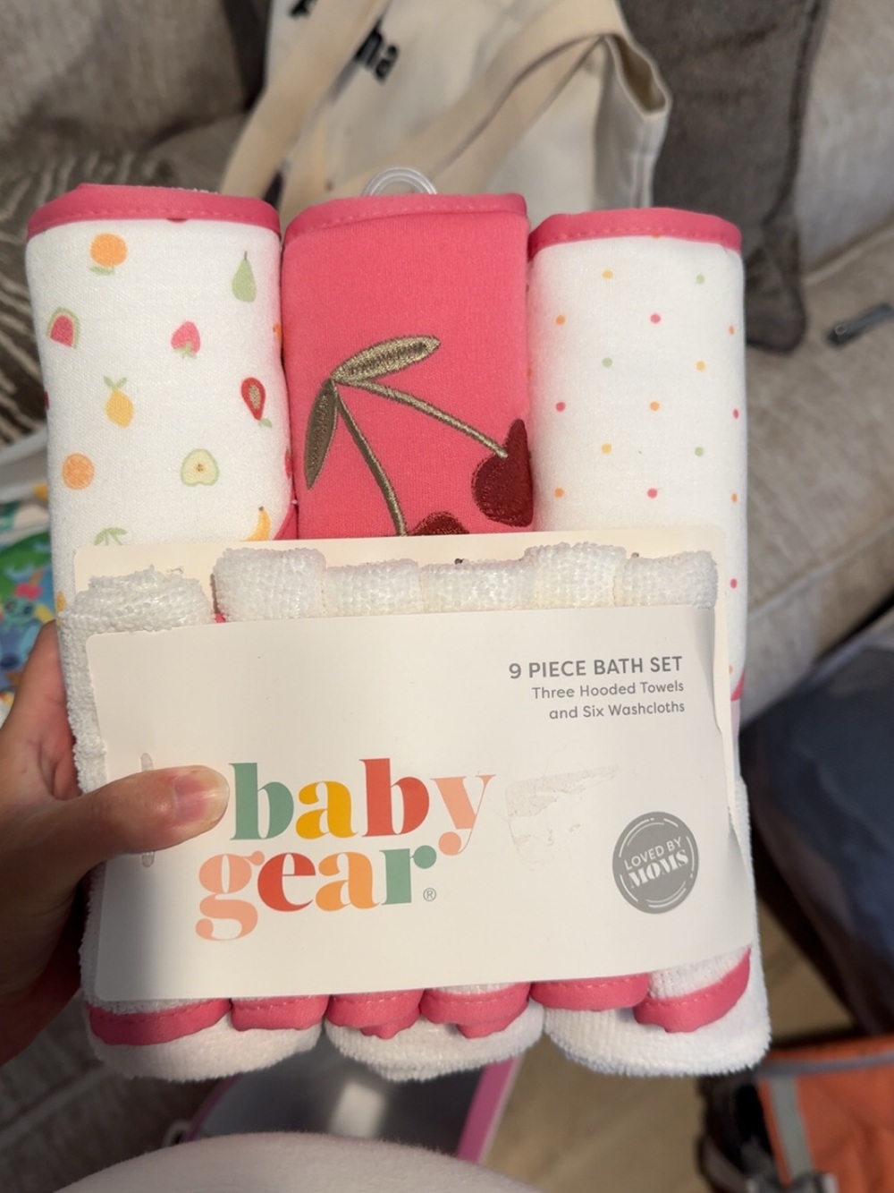 Baby Gear white and pastel multicolor 9-piece baby bath set